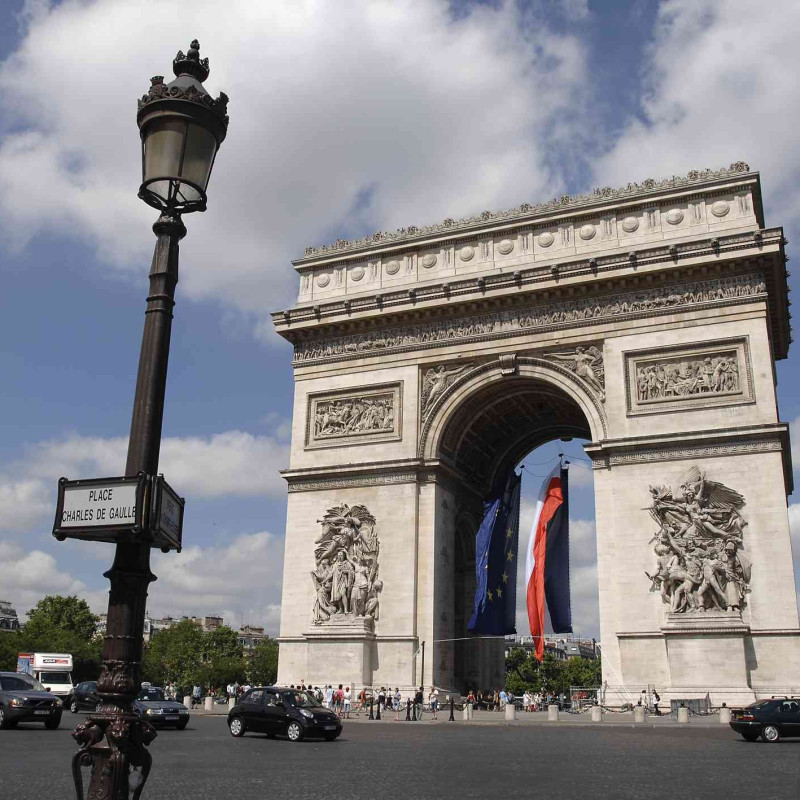 Arc de Triomphe MONU. NAT. hors cat.